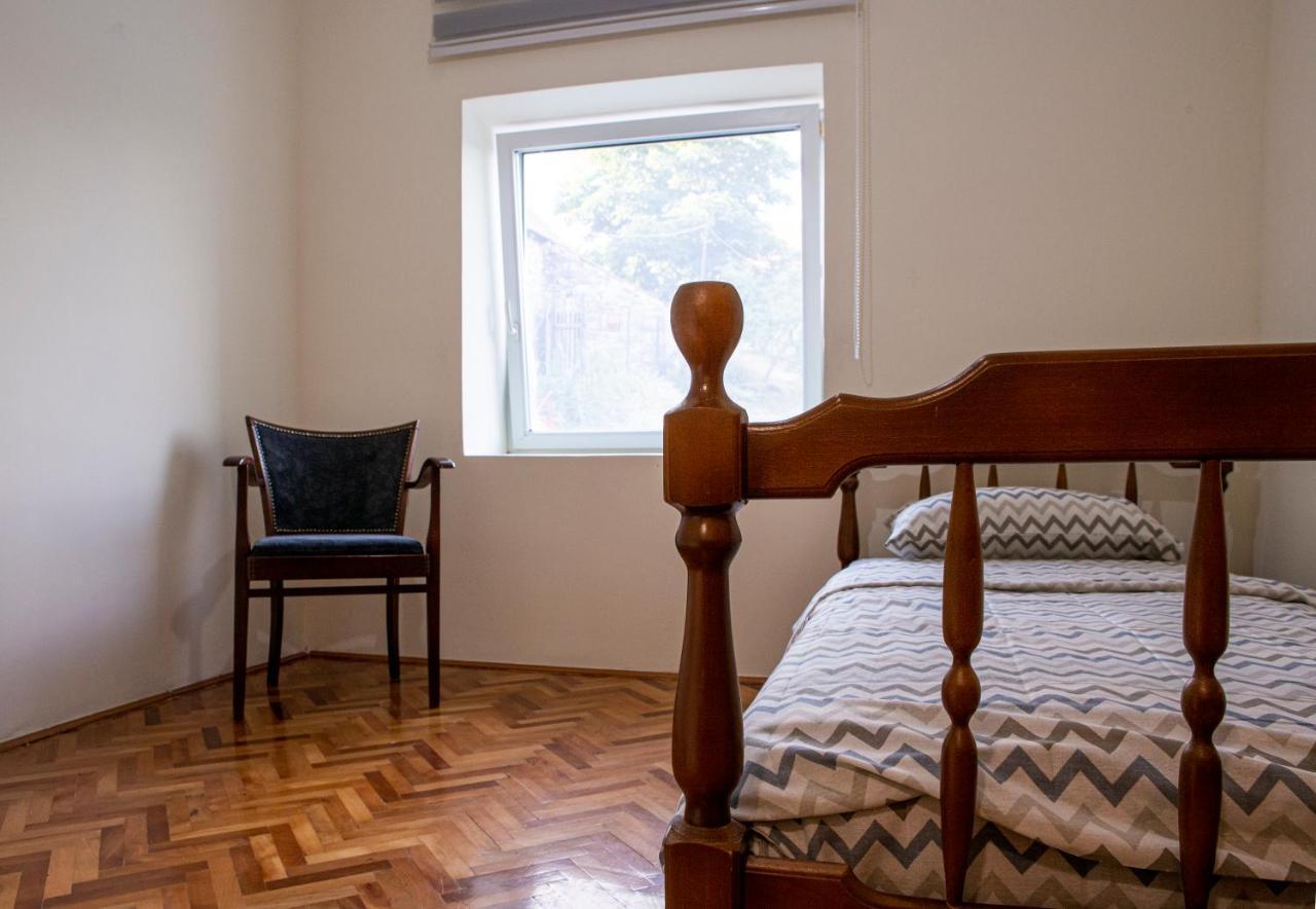 Gazdinstvo Tadic Guest House Niksic Ngoại thất bức ảnh