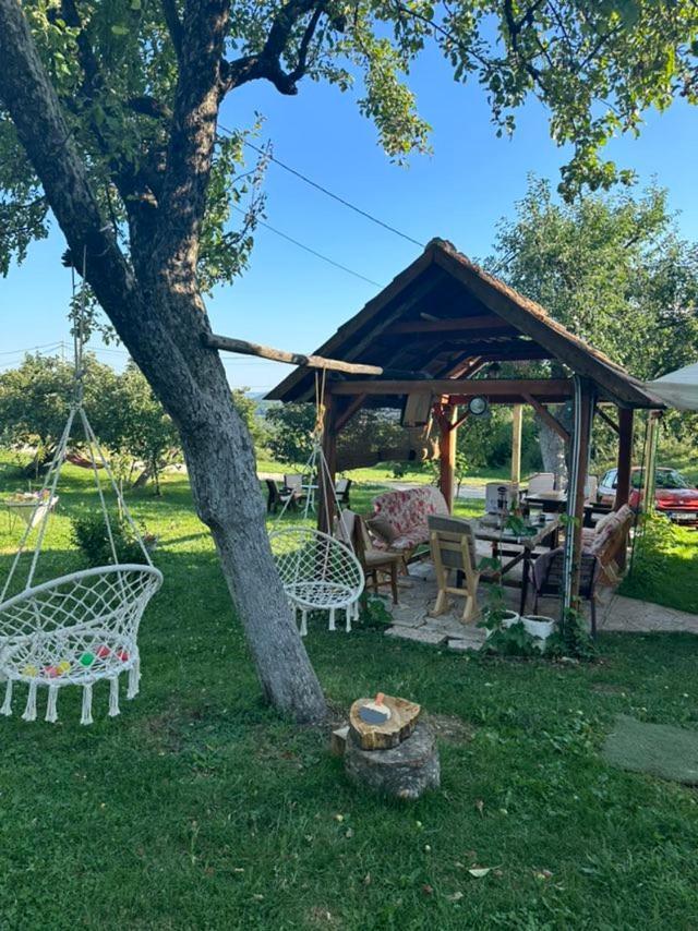 Gazdinstvo Tadic Guest House Niksic Ngoại thất bức ảnh