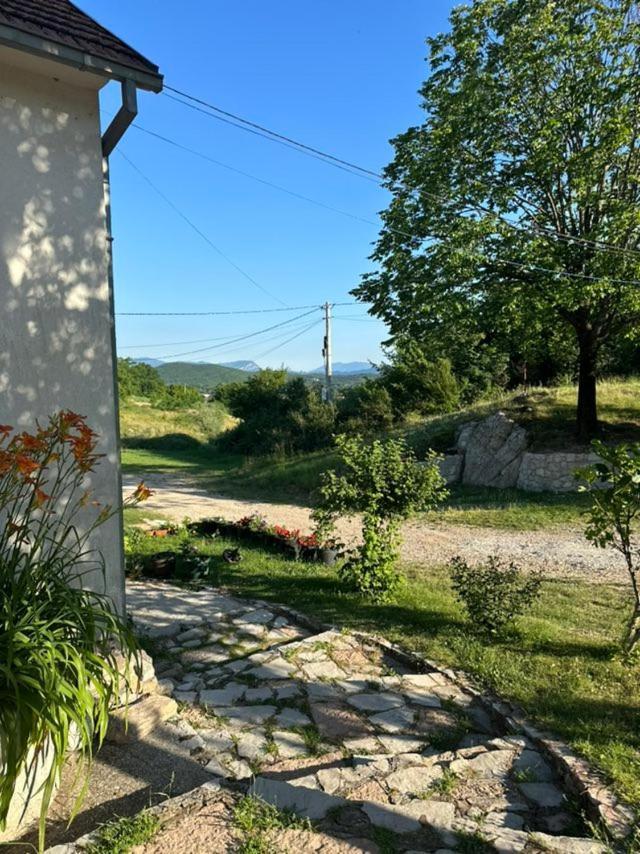 Gazdinstvo Tadic Guest House Niksic Ngoại thất bức ảnh