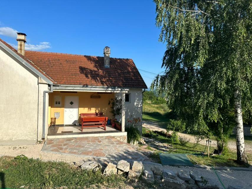 Gazdinstvo Tadic Guest House Niksic Ngoại thất bức ảnh