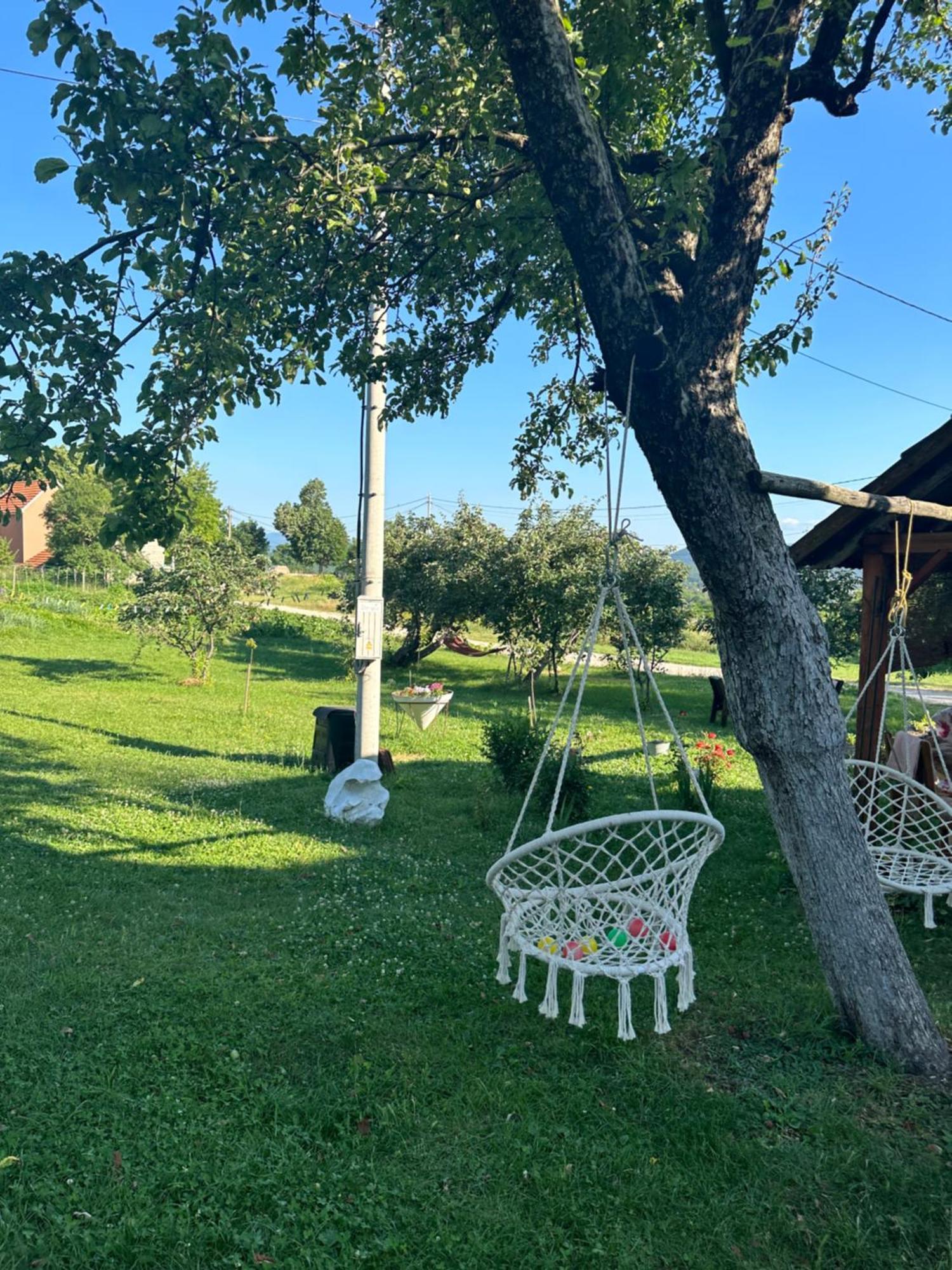 Gazdinstvo Tadic Guest House Niksic Ngoại thất bức ảnh